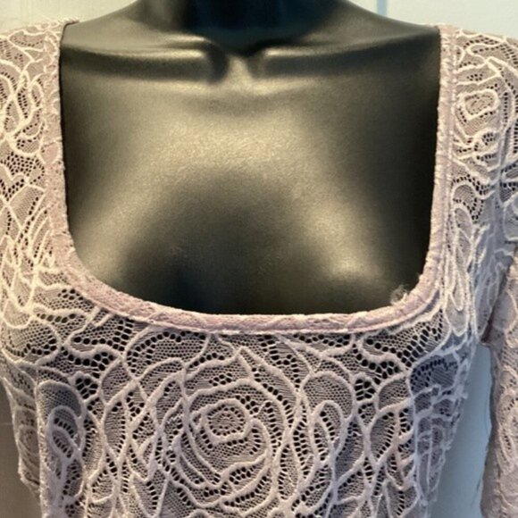 SEND LOVE LONG SLEEVE BODYSUIT ( Color: Light Lavandar) - Picture 3 of 8